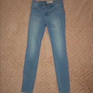 abercrombie light wash jeans